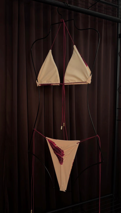 LILY ROMANCE THONG